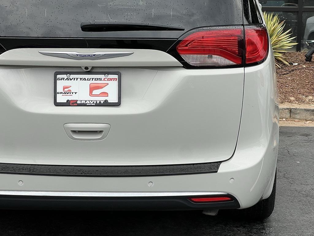 used 2020 Chrysler Pacifica car, priced at $25,895