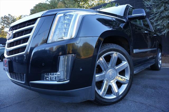 used 2020 Cadillac Escalade ESV car, priced at $43,895