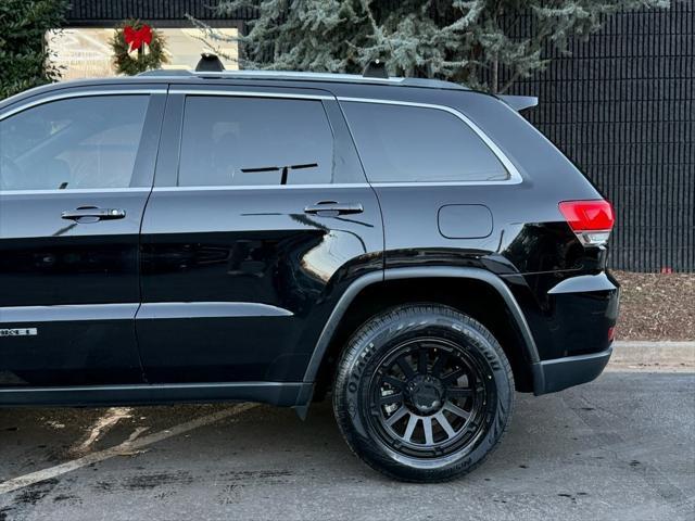 used 2018 Jeep Grand Cherokee car, priced at $15,985