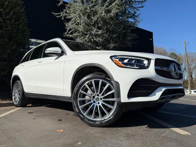 used 2020 Mercedes-Benz GLC 300 car, priced at $26,895