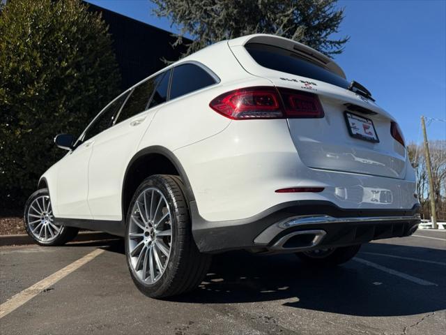 used 2020 Mercedes-Benz GLC 300 car, priced at $26,895