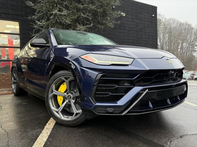 used 2019 Lamborghini Urus car, priced at $155,985