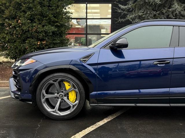 used 2019 Lamborghini Urus car, priced at $155,985