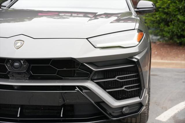 used 2021 Lamborghini Urus car, priced at $169,895