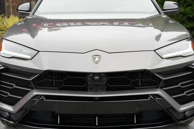 used 2021 Lamborghini Urus car, priced at $169,895