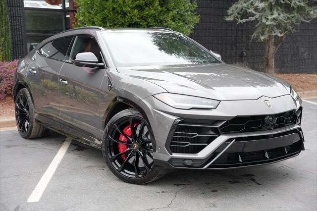 used 2021 Lamborghini Urus car, priced at $169,895