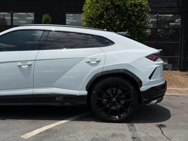 used 2019 Lamborghini Urus car, priced at $167,985