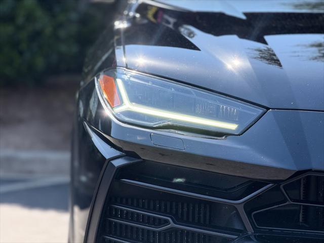 used 2019 Lamborghini Urus car, priced at $155,985