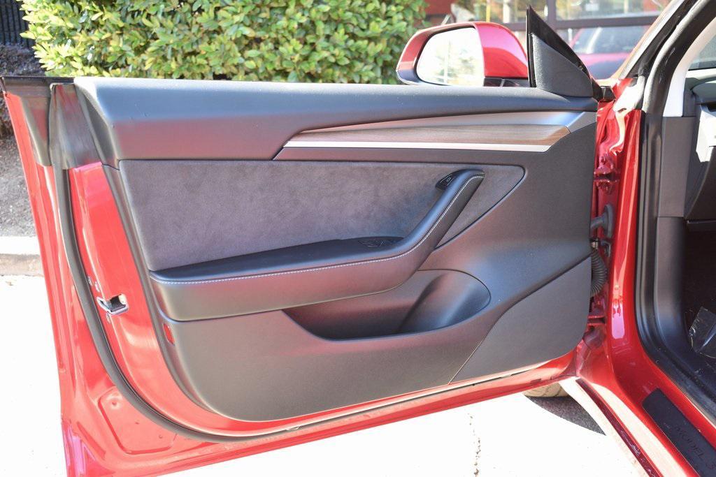 used 2021 Tesla Model 3 car, priced at $27,895