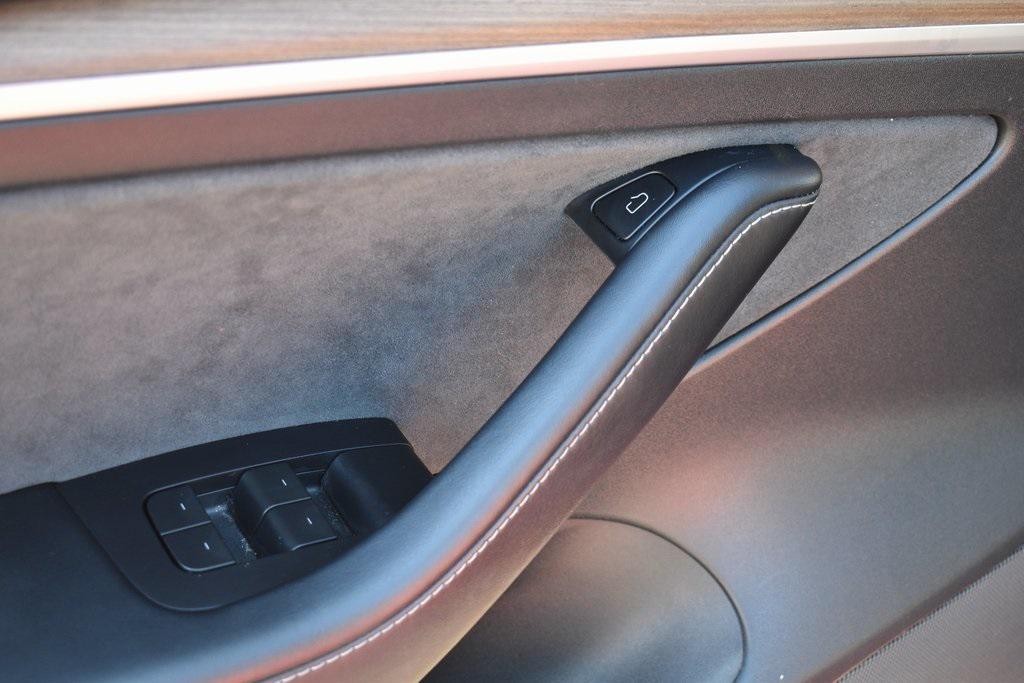 used 2021 Tesla Model 3 car, priced at $27,895