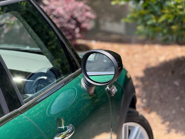 used 2024 MINI Hardtop car, priced at $27,395