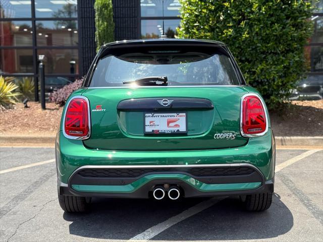 used 2024 MINI Hardtop car, priced at $27,395