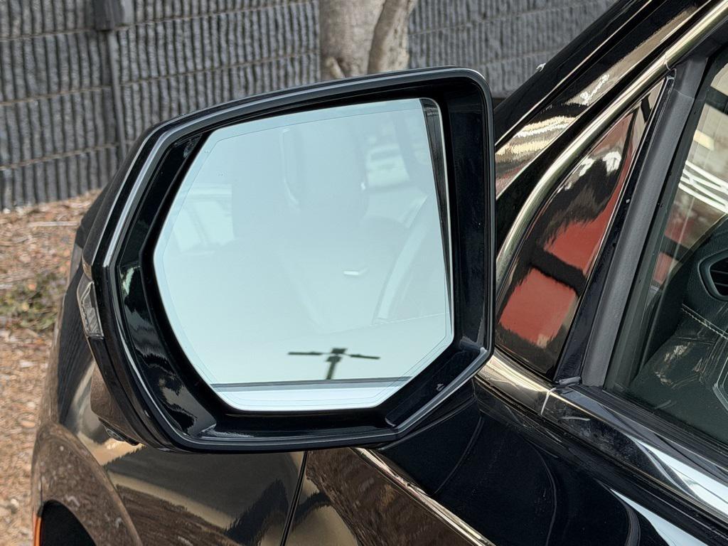 used 2022 Cadillac Escalade ESV car, priced at $56,985