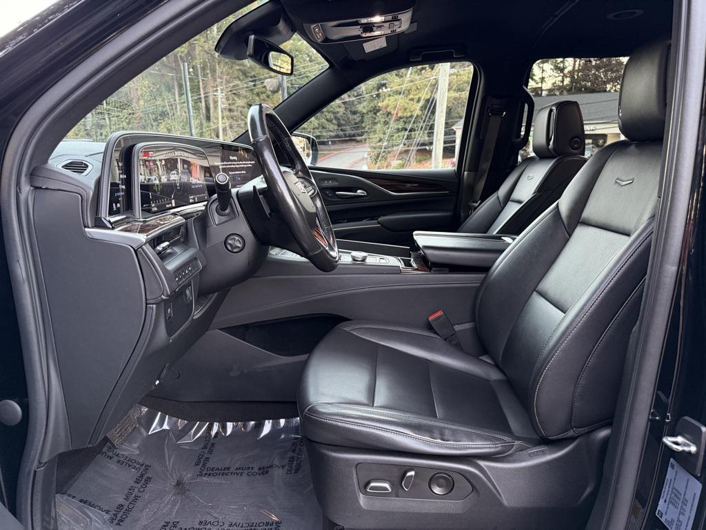 used 2022 Cadillac Escalade ESV car, priced at $56,985
