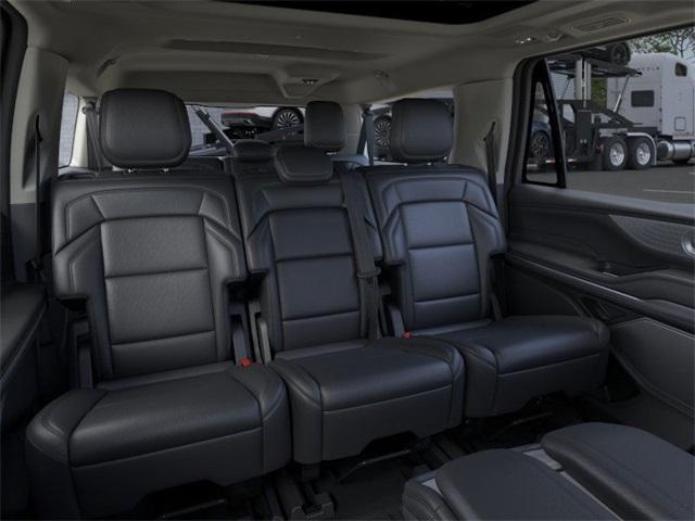 new 2025 Lincoln Navigator L car, priced at $105,540