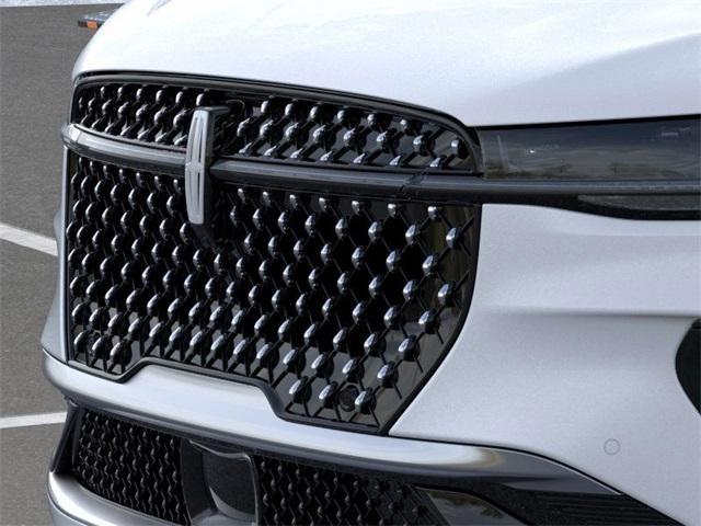 new 2025 Lincoln Nautilus car, priced at $60,445