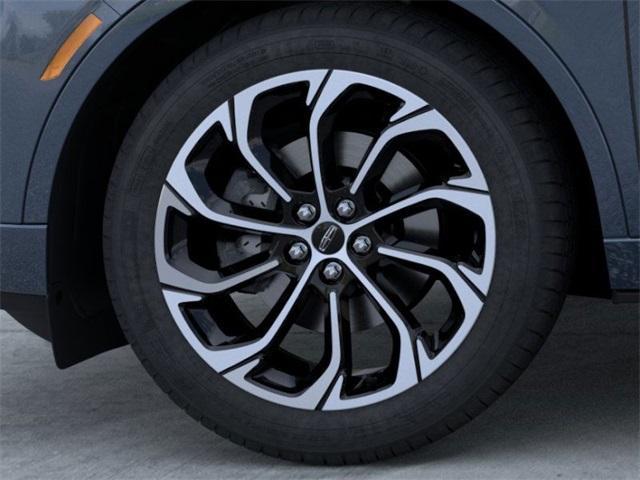 new 2025 Lincoln Nautilus car, priced at $66,495