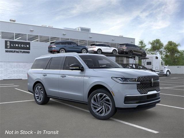 new 2025 Lincoln Navigator car, priced at $106,810