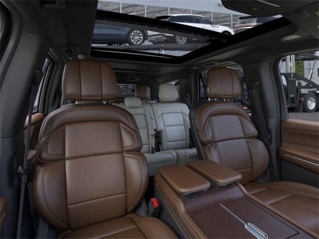 new 2025 Lincoln Navigator car, priced at $103,500