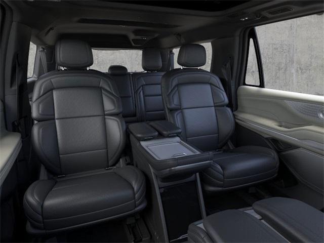 new 2025 Lincoln Navigator L car, priced at $111,860