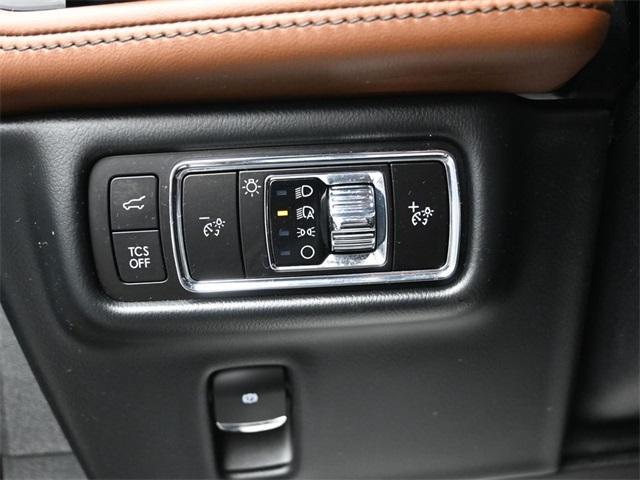 used 2023 Lincoln Nautilus car, priced at $39,900