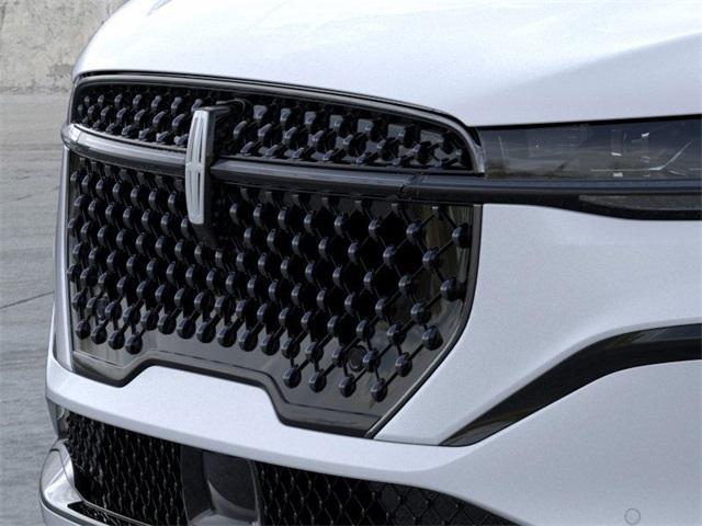 new 2025 Lincoln Nautilus car, priced at $75,617