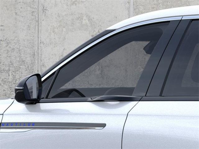 new 2025 Lincoln Nautilus car, priced at $56,479