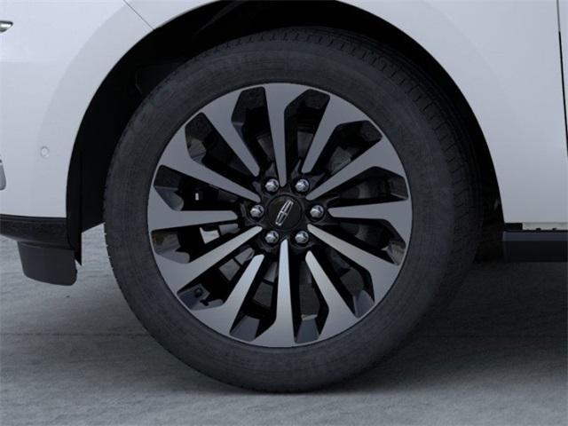 new 2024 Lincoln Navigator car, priced at $90,500