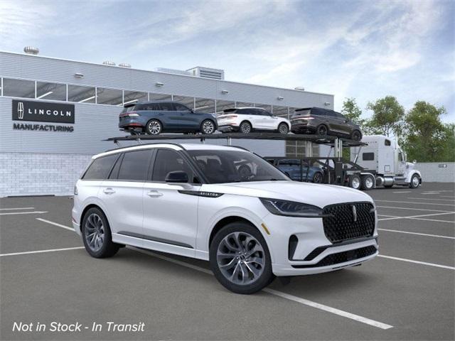 new 2025 Lincoln Aviator car, priced at $66,112
