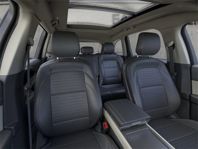 new 2025 Lincoln Nautilus car, priced at $64,425