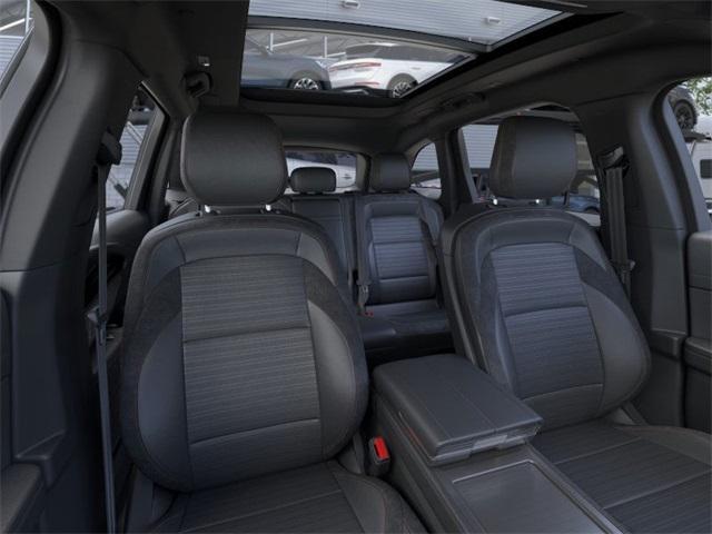 new 2025 Lincoln Nautilus car, priced at $64,704