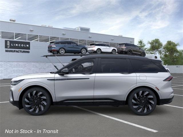 new 2025 Lincoln Nautilus car, priced at $64,044