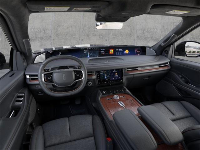 new 2025 Lincoln Navigator car, priced at $122,855