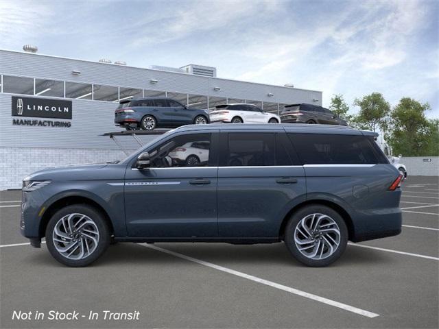 new 2025 Lincoln Navigator car, priced at $100,900