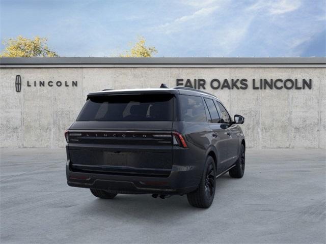 new 2025 Lincoln Navigator car, priced at $105,060