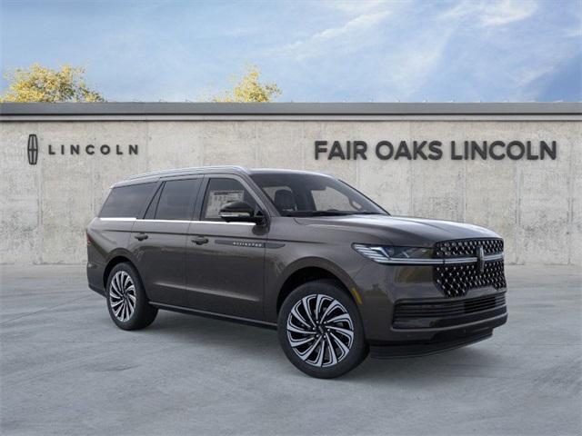new 2025 Lincoln Navigator car, priced at $121,210