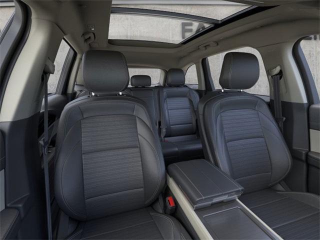 new 2025 Lincoln Nautilus car, priced at $66,495