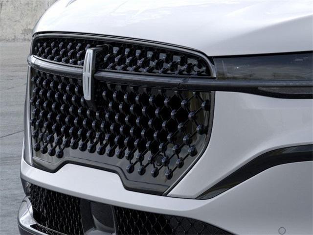 new 2025 Lincoln Nautilus car, priced at $62,156