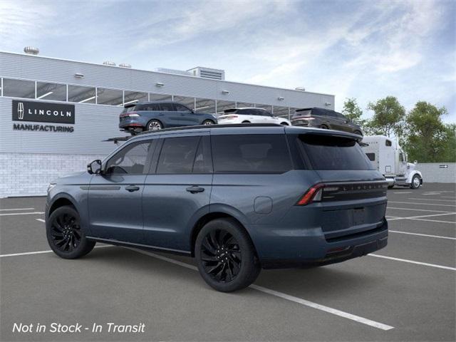 new 2025 Lincoln Navigator car, priced at $105,000