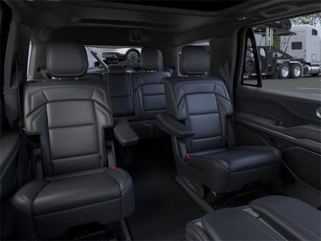 new 2025 Lincoln Navigator car, priced at $105,000