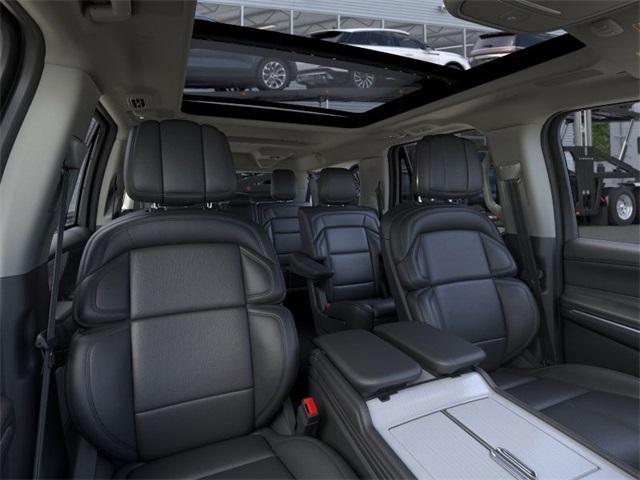 new 2025 Lincoln Navigator L car, priced at $106,290