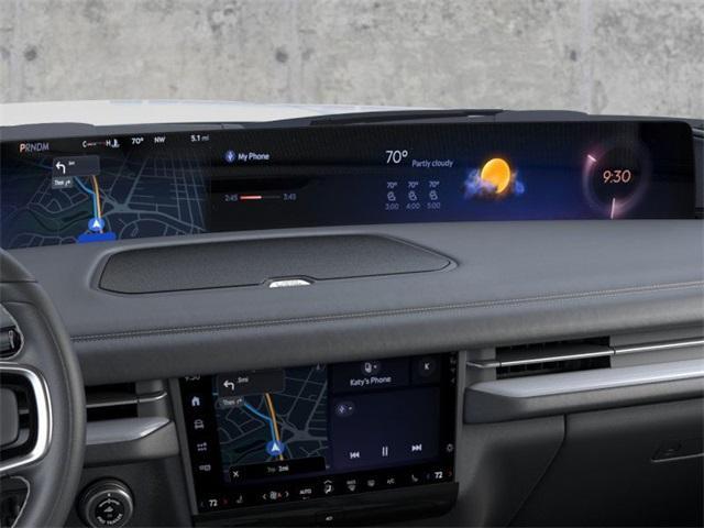 new 2025 Lincoln Navigator car, priced at $99,500