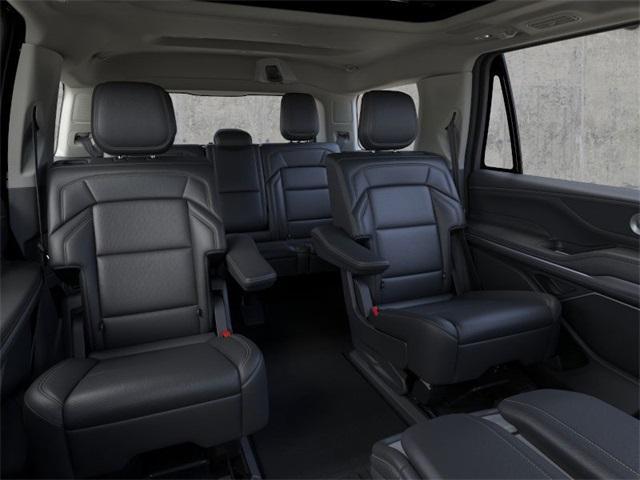 new 2025 Lincoln Navigator car, priced at $99,500