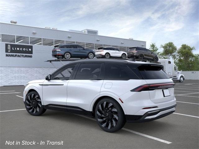 new 2025 Lincoln Nautilus car, priced at $68,624