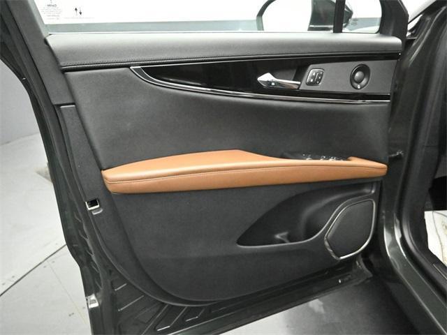 used 2022 Lincoln Nautilus car, priced at $38,999
