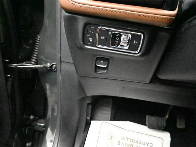 used 2022 Lincoln Nautilus car, priced at $38,999
