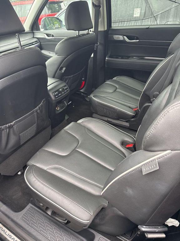 used 2024 Hyundai Palisade car, priced at $34,550