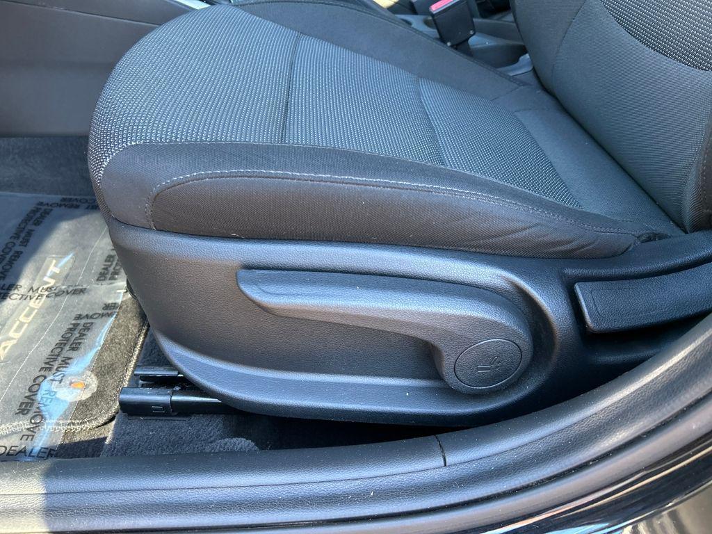 used 2022 Hyundai Accent car, priced at $11,999