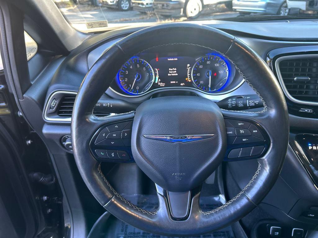 used 2020 Chrysler Pacifica car, priced at $21,997