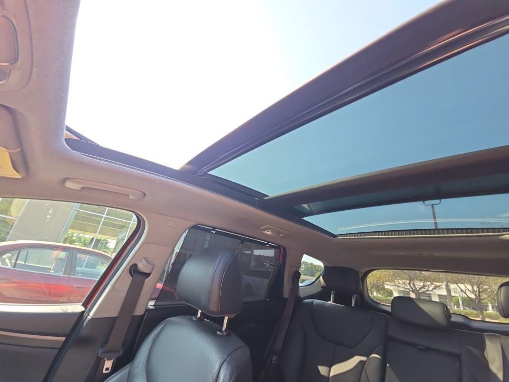 used 2019 Hyundai Santa Fe car, priced at $19,550